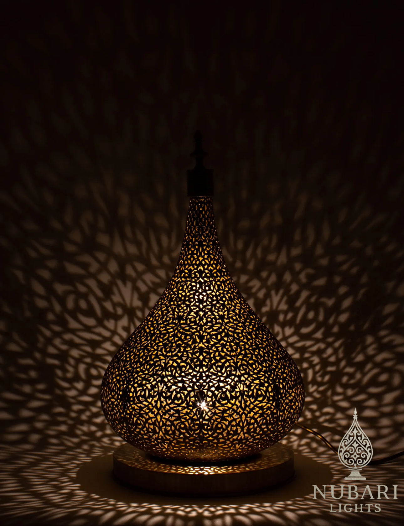 Handmade Moroccan Brass Bottle-Shaped Table Lamp – Engraved Oriental Design